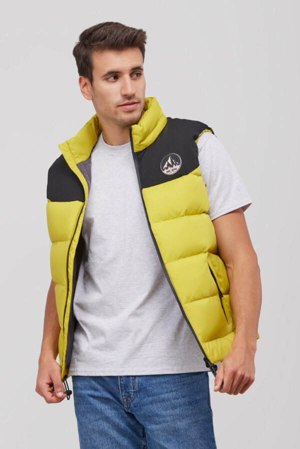 Gilet uomo imbottito con cappuccio