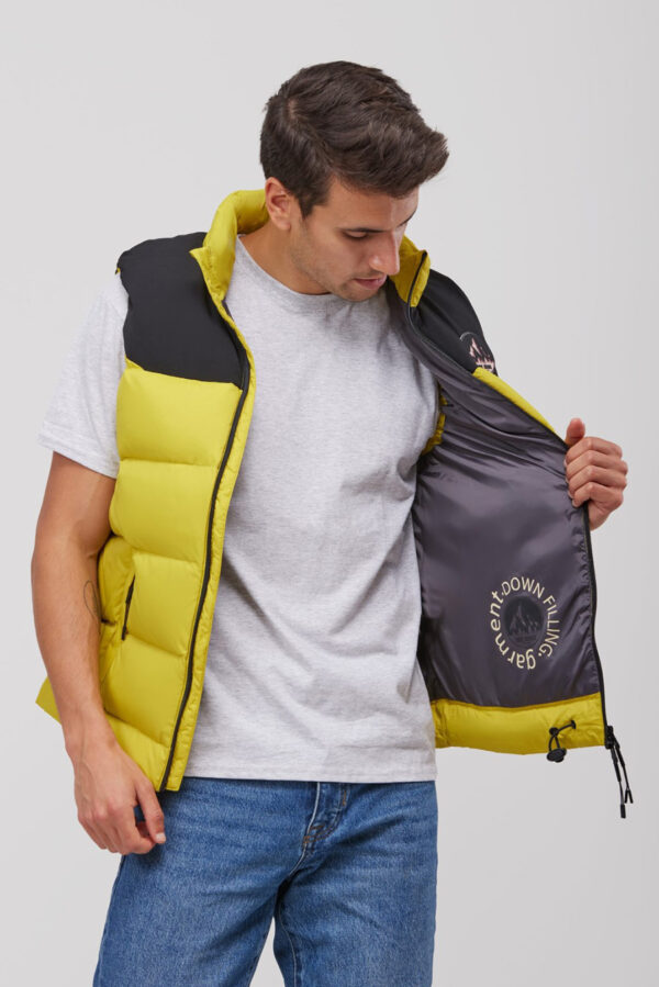 Gilet uomo imbottito con cappuccio - immagine 2