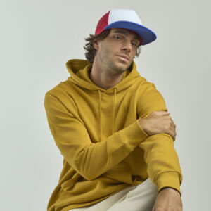 Cappello visiera piatta 5 pannelli mesh posteriore